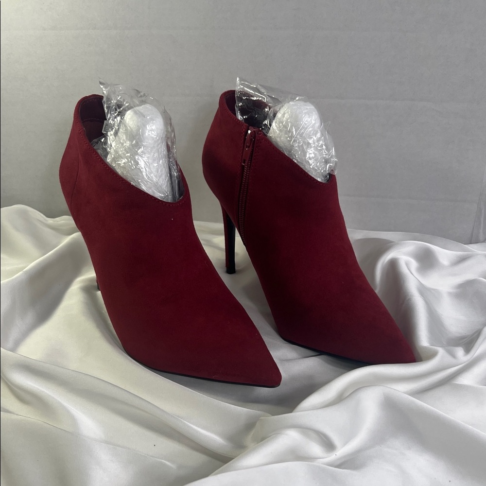 Journee‎ Collection Women’s Stiletto Ankle Boots Size 9 Demmi Red Christmas